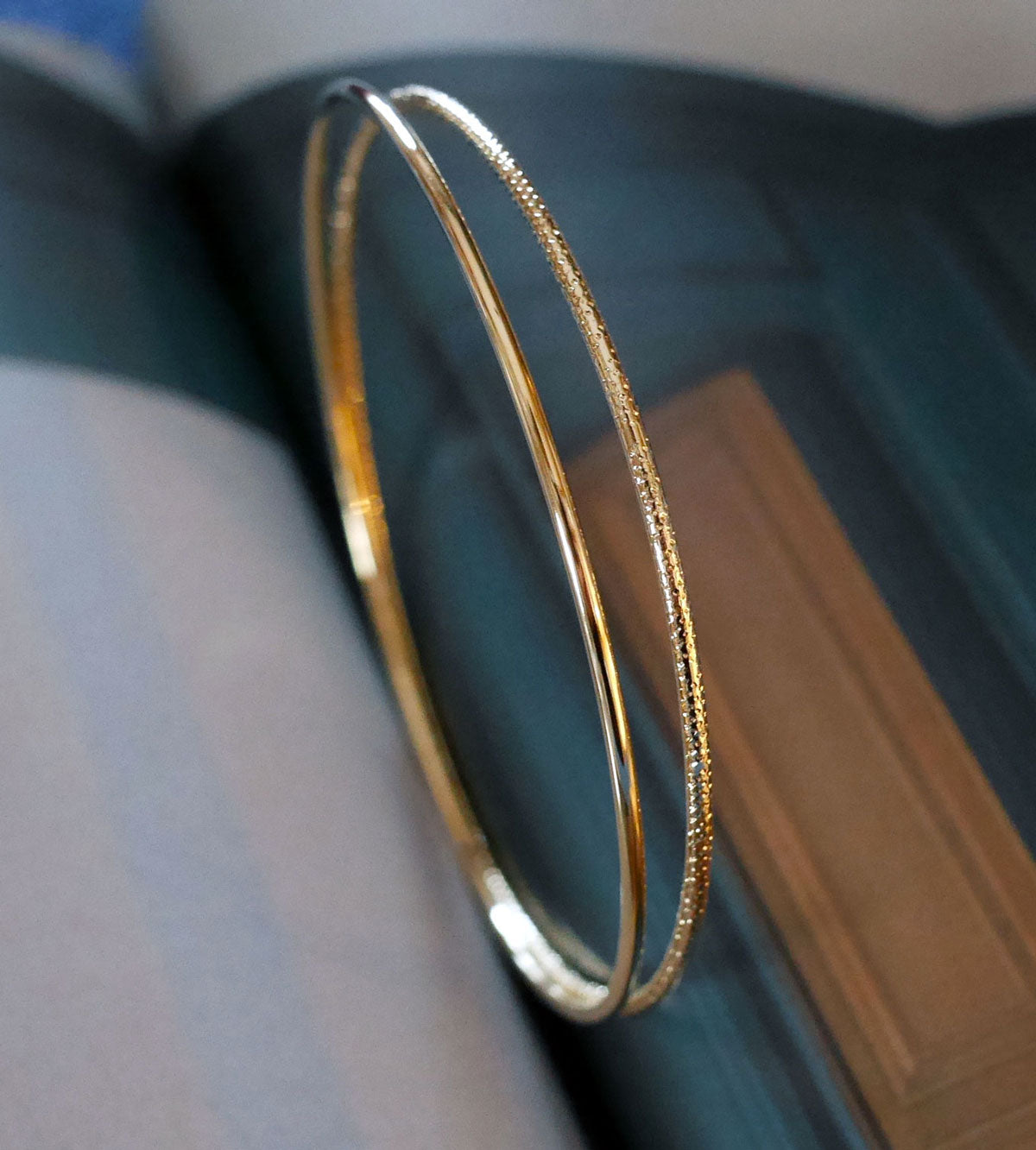 LES BRACELETS