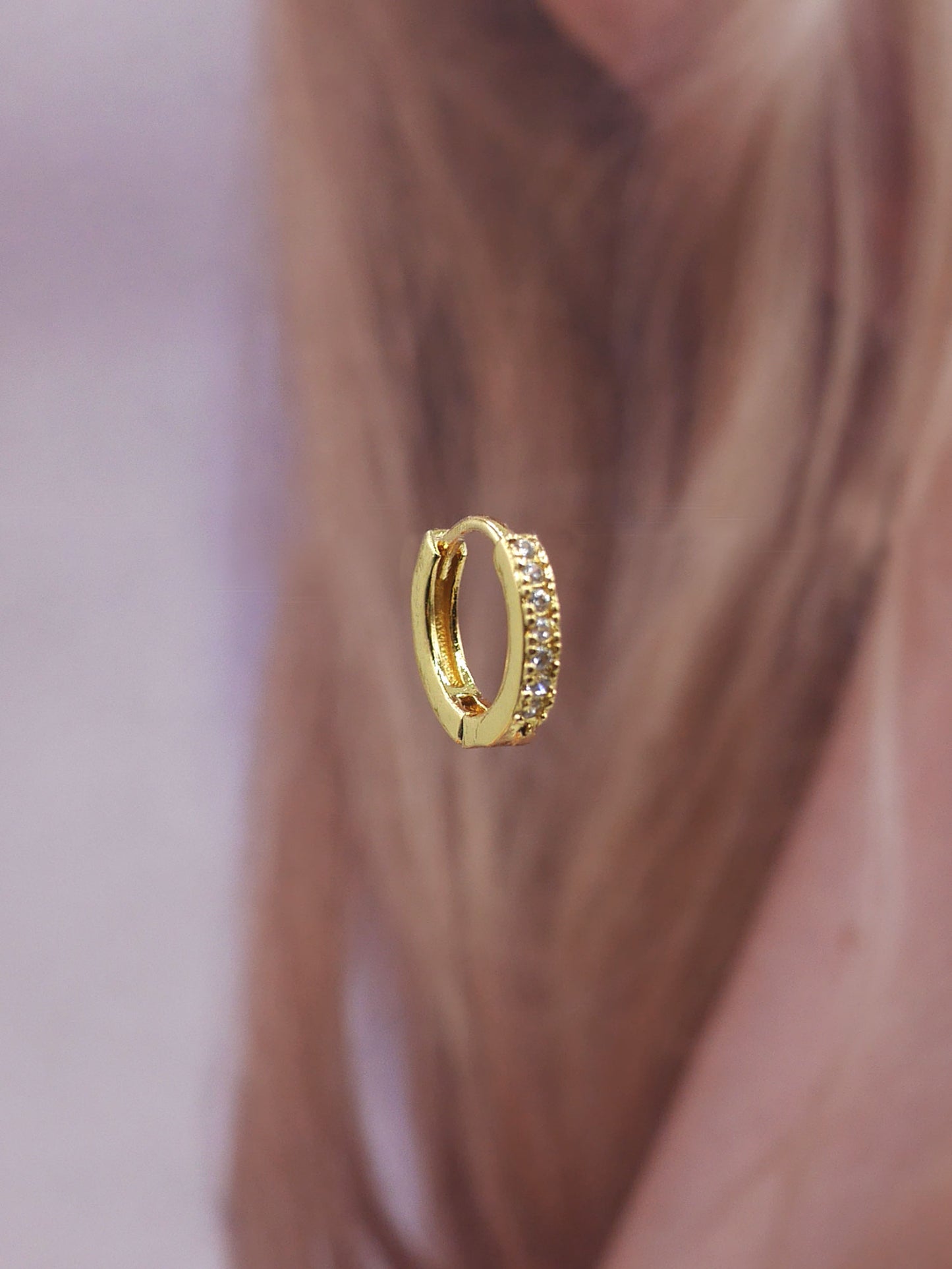 Huggie earrings bijoux tendance plaqué or
