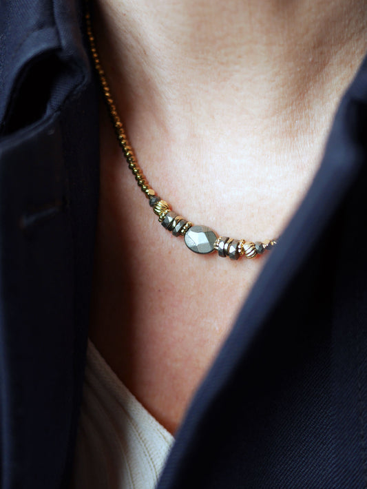 Collier ras de cou en pierre Pyrite - Météore
