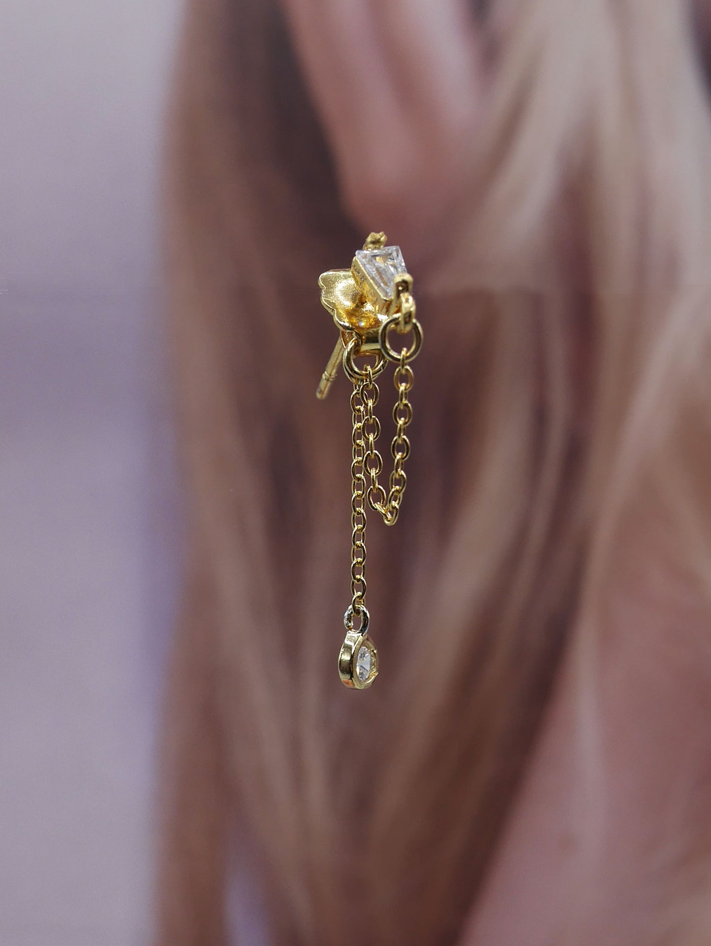 mono boucle à double chaine ornement oreilles tendance