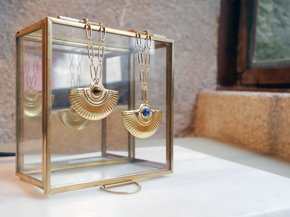 Collier isis 8 coloris