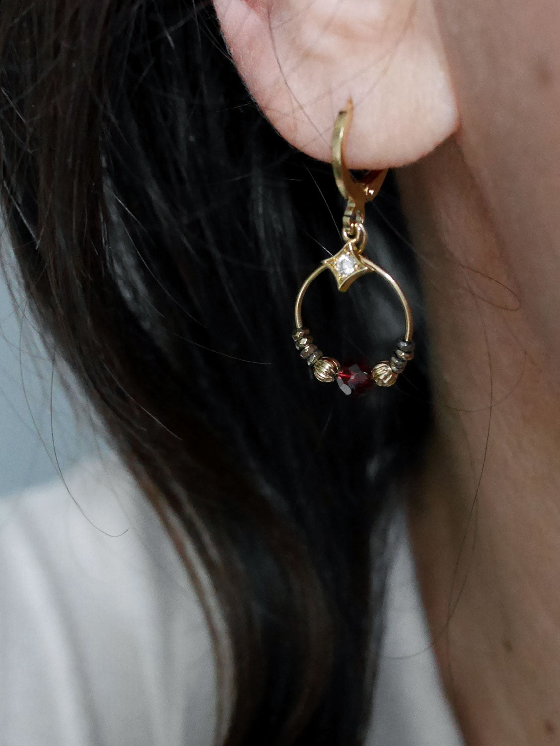 Boucles oreilles créole suspendue Hamsa