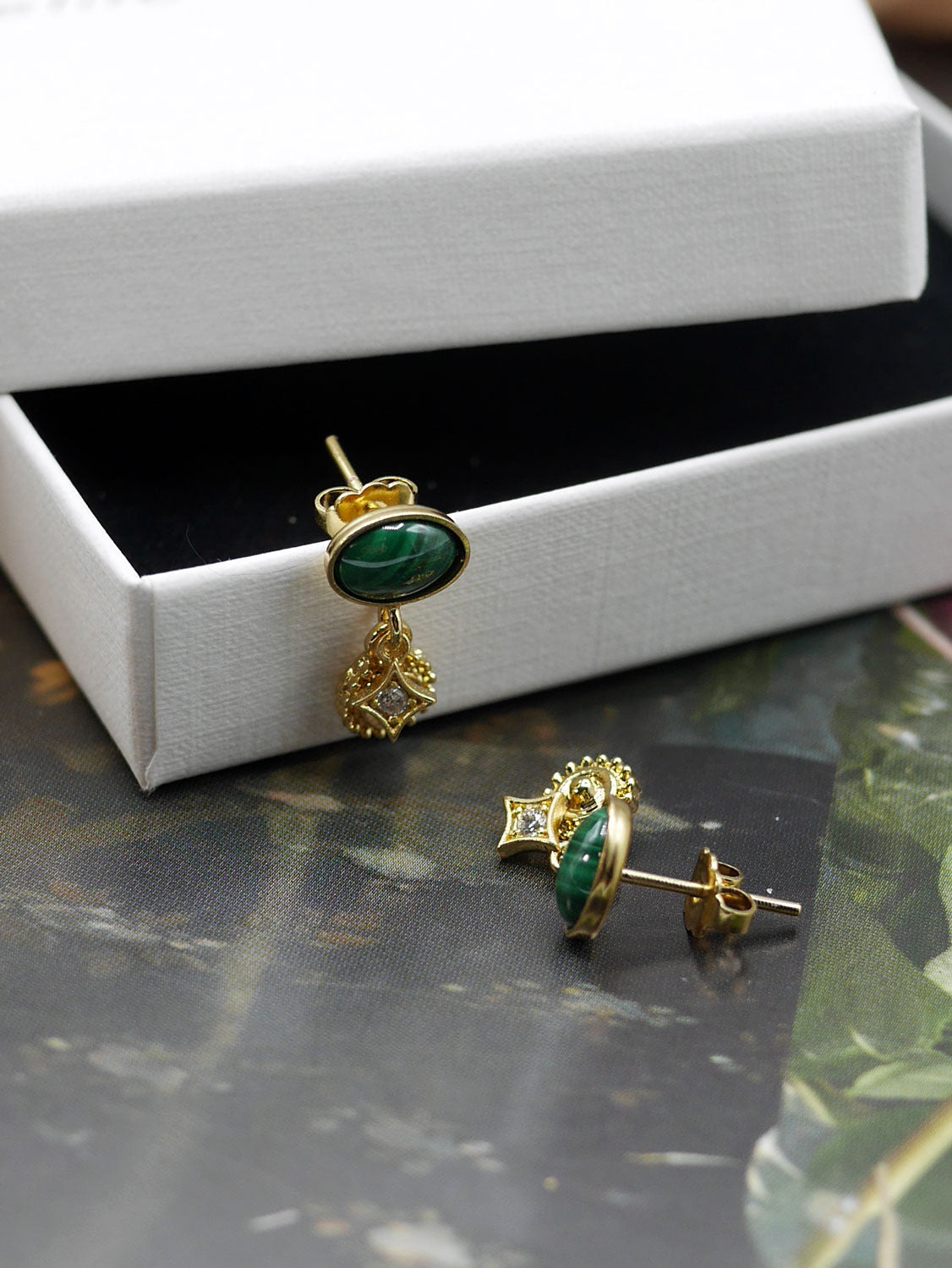 Boucles d'oreilles clou oval Nina