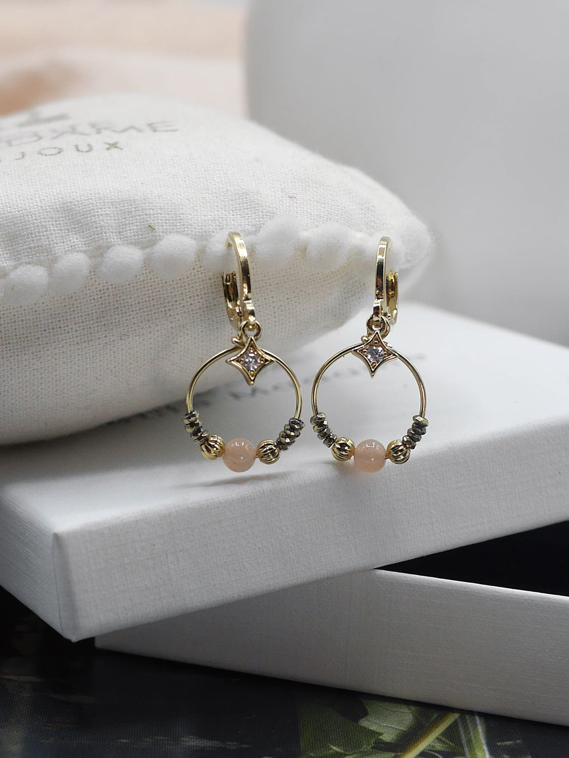 Boucles oreilles créole suspendue Hamsa