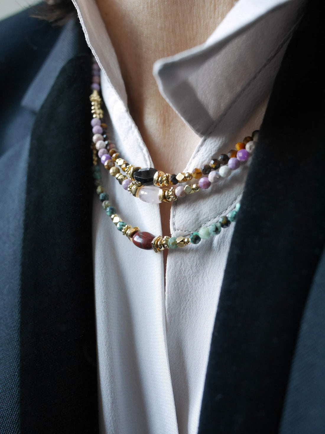 Bijoux artisanaux en pierres naturelles selon personnalité — Petite Madame Guérande