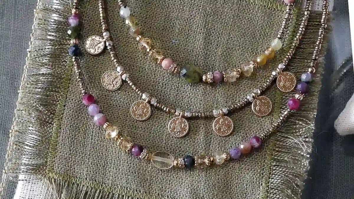 Bijoux artisanaux fait main Petite Madame - Créatrice de bijoux à Guérande