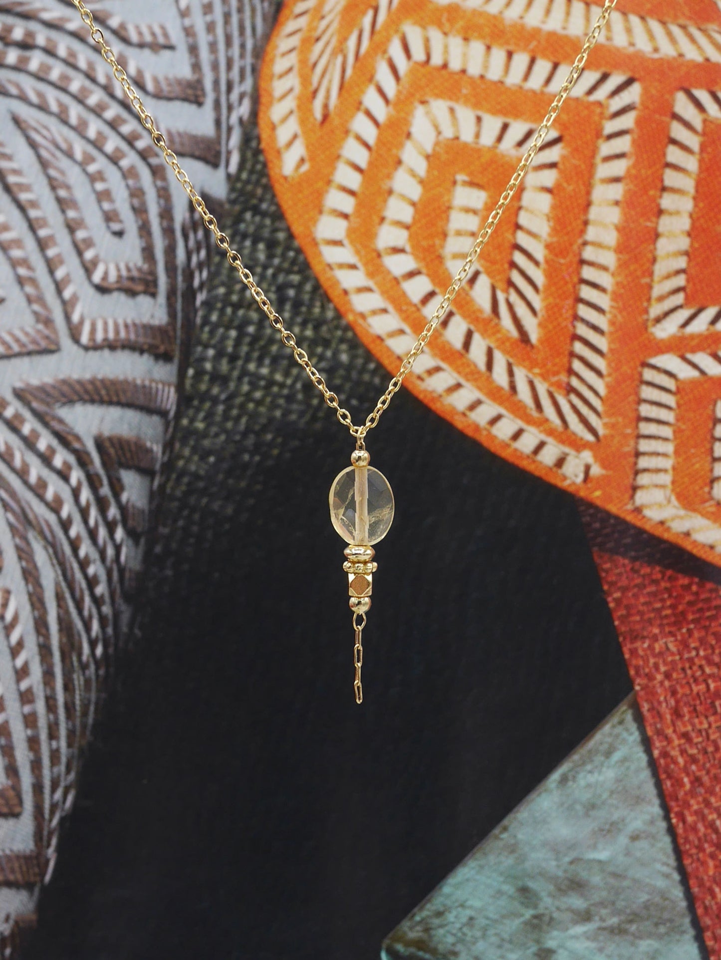 Collier Ovaline