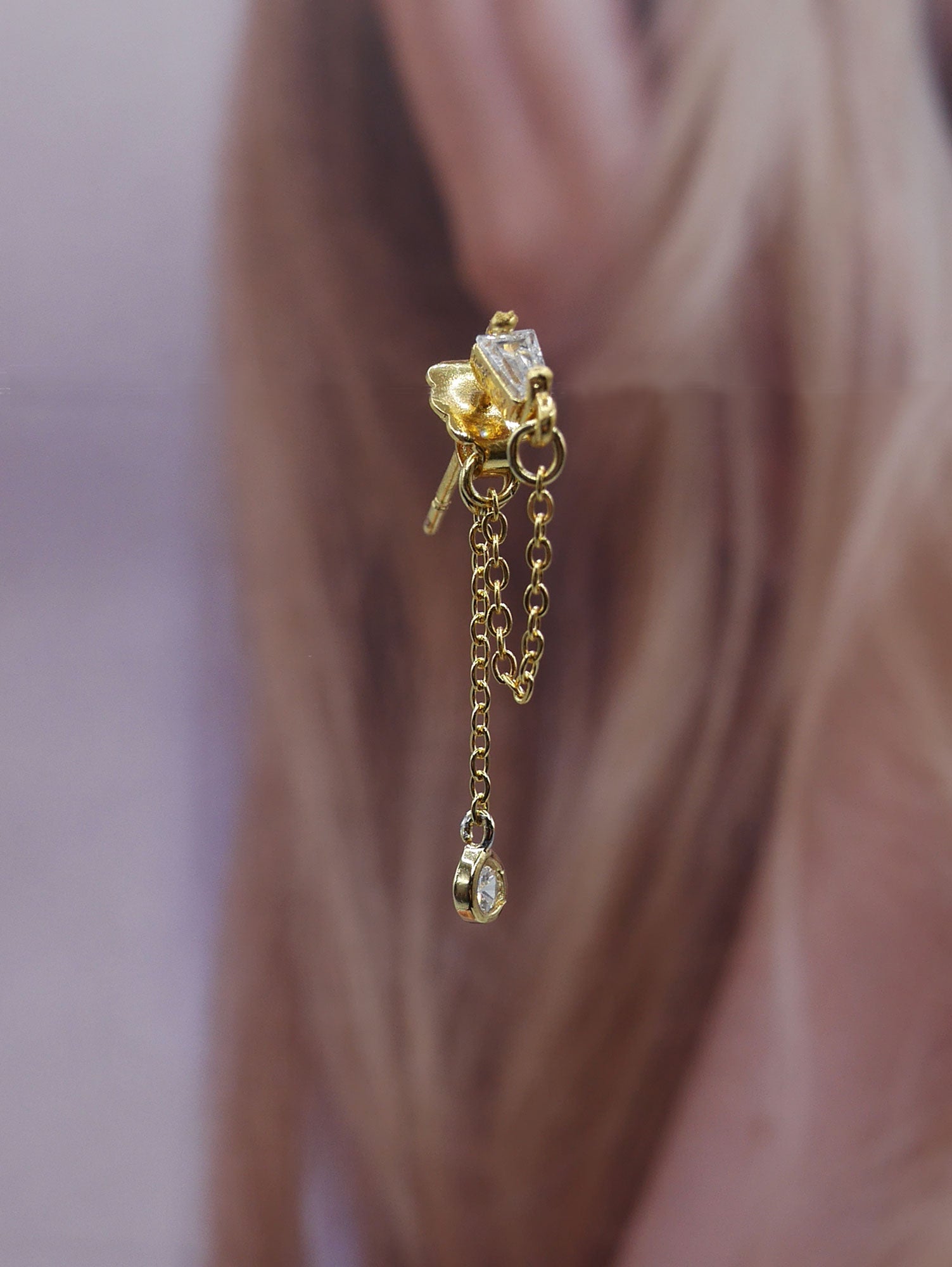 mono boucle à double chaine ornement oreilles tendance 