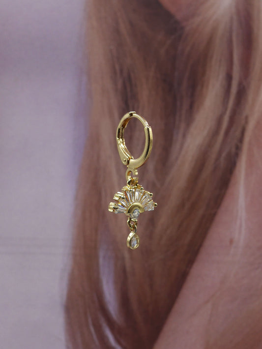 mono boucles bijoux tendance avec suspension éventail en zirconium bijoux femme de qualité française